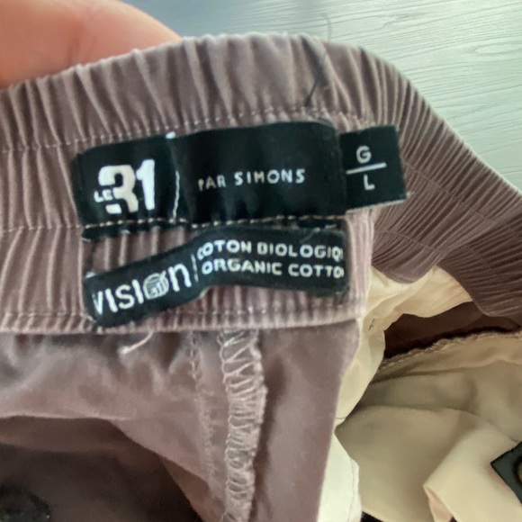 Simons Le31 carpenter/painter pants. Fits as a baggy 34. Elastic waist. - Picture 2 of 2